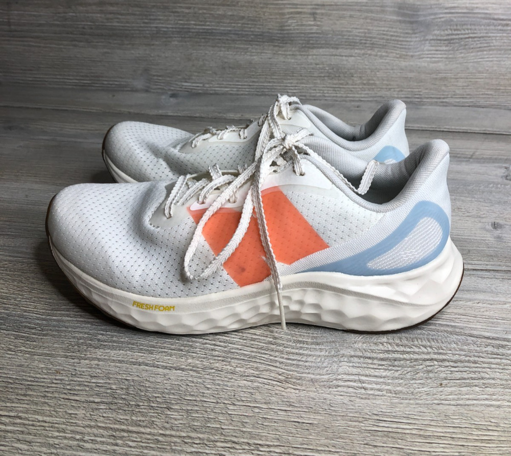 New Balance Fresh Foam Arishi V4 Running Trainers WARISMC4 White Womens 7